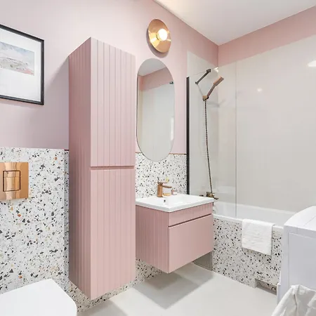 Lopuszanska 53 By Nyx Варшава