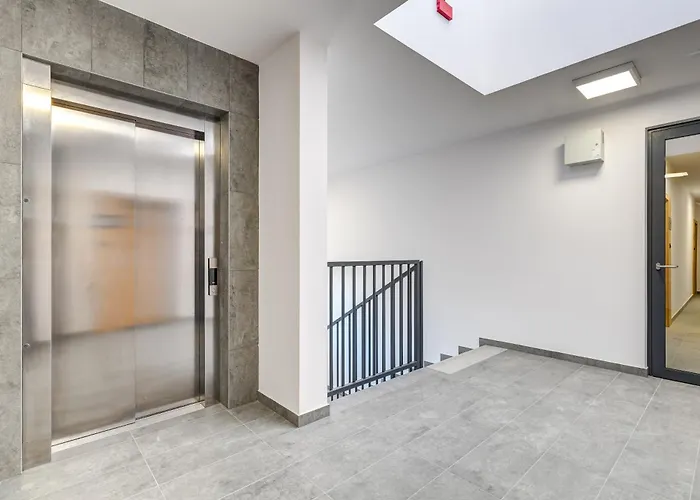 公寓 Lopuszanska 53 By Nyx